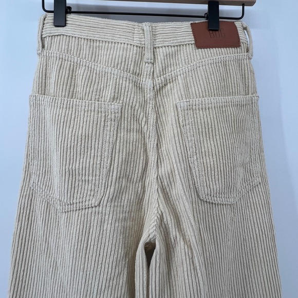 Urban Outfitters BDG Women W25 Modern Boyfriend Corduroy Pant Cream Relaxed Fit - Picture 4 of 8